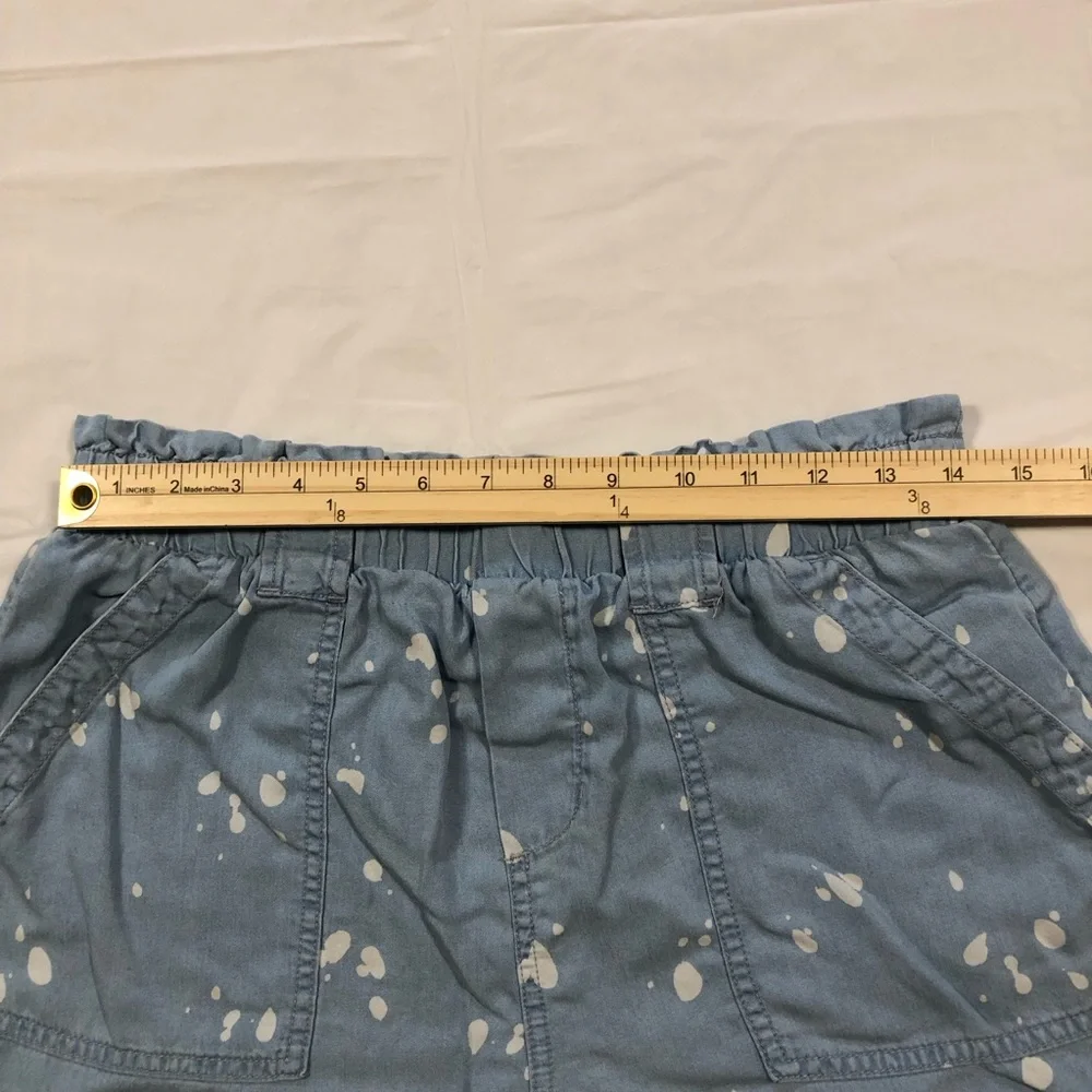 Time and Tru Women’s High Rise Pull-On Tencel Light Blue Shorts size S